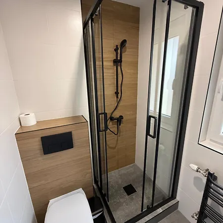 Quarto em Acomodações Particulares Goscinne Kozica